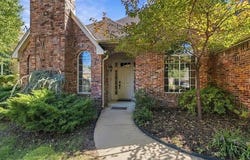 9021 S Maplewood Avenue, Tulsa, OK 74137
