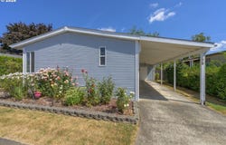 301 E COLUMBIA, Newberg, OR 97132