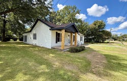 108 Lamar Street, Crystal Springs, MS 39059