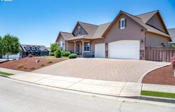 330 WIL Way, Winston, OR 97496