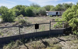 1419 Kayroe, Adkins, TX 78101