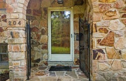 204 Fineview Dr, Peters Twp, PA 15317