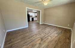 2908 W Scott Street, Springfield, MO 65802