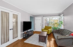 524 Michigan Ave, Evanston, IL 60202