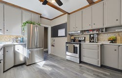 4 Cherry St, Greenfield, MA 01301