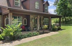 6193 Nesbit Road, Lake Cormorant, MS 38641
