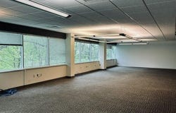 5211 Cascade Road SE, Grand Rapids, MI 49546