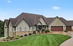 3 Mission Hills Drive, St Joseph, MO 64507