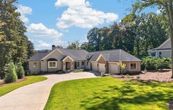 136 Barrington Hall Drive, Eatonton, GA 31024