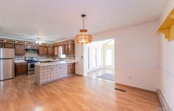24265 Cr-434, St James, MO 65559