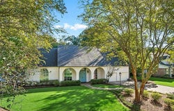 105 CONCORDE Place, Mandeville, LA 70471