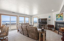 241 SW EBB Ave, LincolnCity, OR 97367