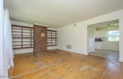 413 Ecchappe Ln, Louisville, KY 40118