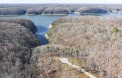 1843 Kentucky 2393, Monticello, KY 42633