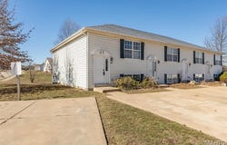 1017 Arlington Court, Warrenton, MO 63383