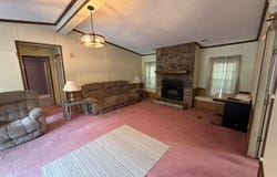 27628 Riverside Dr, Grundy, VA 24614