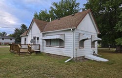 504 Lincoln, Shelton, NE 68876