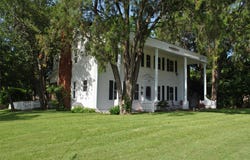 700 W Wrights Avenue, Comanche, TX 76442