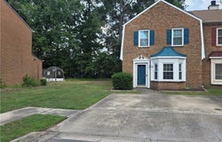 13 Colonial Way, Chesapeake, VA 23325