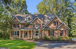 300 CLEARVIEW Drive, CLEAR BROOK, VA 22624