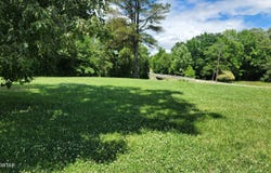 704 Deep Gap Road, Jackson, TN 38301