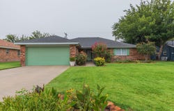 7210 Gainsborough Road, Amarillo, TX 79106-2617