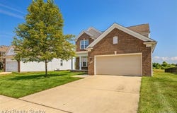 56626 Leeds Lane, Macomb Twp, MI 48042