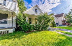 2908 Roanoke Avenue, Cleveland, OH 44109