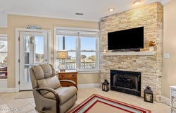 112 Oakleaf Drive, Pine Knoll Shores, NC 28512