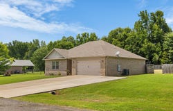 353 Cinel Loop, Austin, AR 72007