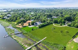3 Black Point Horseshoe, Rumson, NJ 07760