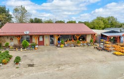 617 W MAIN, Whitesboro, TX 76273