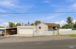 3540 11th St, Lewiston, ID 83501