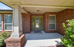 8342 Randall Dr, Navarre, FL 32566