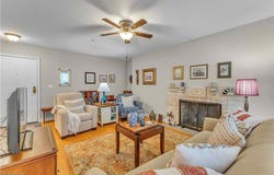 2885 Pease Drive, Rocky River, OH 44116