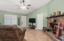 36 Dawn Cir, Longview, TX 75605