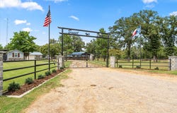 992 RS County Road 4325, Emory, TX 75440