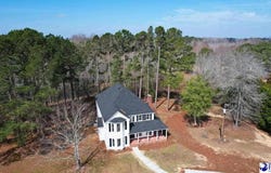 964 Celtic Ln., Lamar, SC 29069-9744
