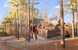 706 Red Berry Trail, Broken Bow, OK 74728