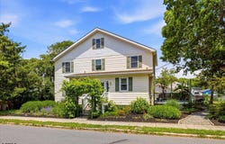 169 W Johnson Ave, Somers Point, NJ 08244