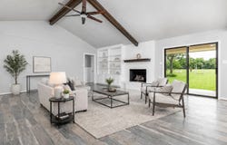 2707 North Dr, Taylor, TX 76574