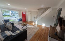 5860 Pearl Road, Parma, OH 44130