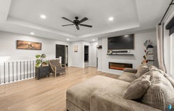 817 Melissa Ave, Harrisburg, SD 57032