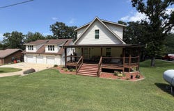 27284 Cimarron Drive, Eagle Rock, MO 65641