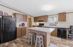 515 Blakefield Dr, Schriever, LA 70395