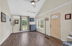 24 Avenue L, Godeffroy, NY 12729
