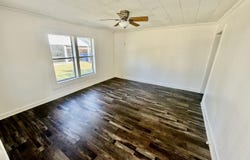 208 N 1st Avenue, Cleveland, MS 38732
