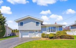 47 Favorite Lane, Jericho, NY 11753