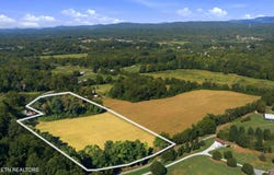 Johnson Rd, Oliver Springs, TN 37840