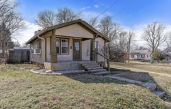 1328 W Elm Street, Springfield, MO 65806